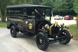 Peaky Blinders Van - Homark Criterion - Fleur de lys Van