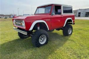 1966 Ford Bronco 4x4 Custom, Lifted, 302/Automatic Photo