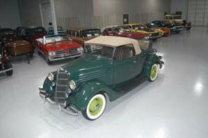 1935 Ford Model 48 Deluxe Roadster w/ Rumble Seat Photo