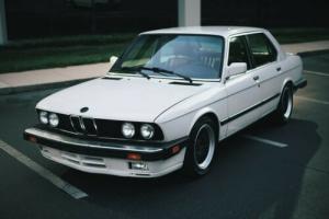 1988 BMW 5-Series Photo