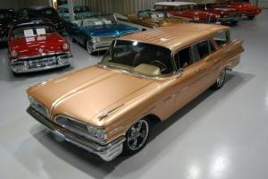 1959 Pontiac Catalina Safari Wagon Photo