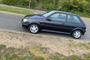 Ford Fiesta rs1800i Photo