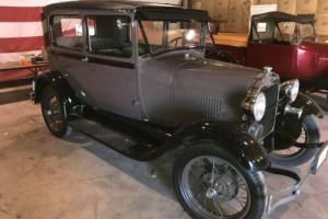 1929 Ford Tudor