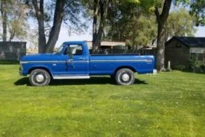 1975 Ford F250 Photo
