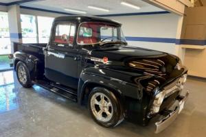 1956 Ford F-100