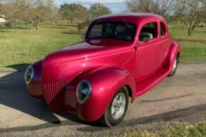 1939 Ford Deluxe Hot 350 dual carbs auto Photo