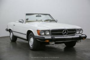 1975 Mercedes-Benz 400-Series Photo