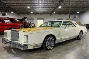 1977 Lincoln Continental Low Rider Photo