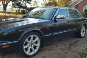 XJR  Super Charged 4.0 Photo