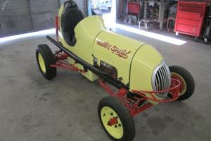 Walker 1930's v8 60 Midget race car with 3 speed box and in/out box Photo