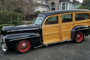 1947 Ford Woodie Deluxe Resto-Rod Photo