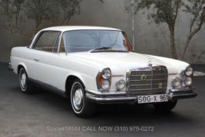 1970 Mercedes-Benz 200-Series Coupe