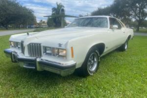 1977 Pontiac Grand Prix Photo