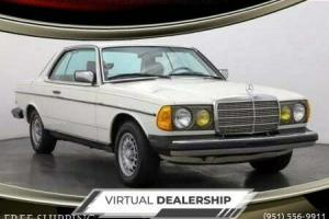 1985 Mercedes-Benz 300-Series 300 CD 2dr Turbodiesel Coupe Photo