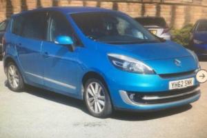 12 Renault Grand Scenic dynamique tom tom  lux pack Manual Photo