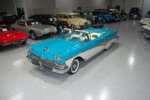 1958 Ford Fairlane 500 Skyliner Retractable Hardtop