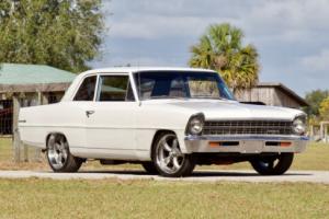 1966 Chevrolet Nova Resto-Mod / 5.7L 350 V8 / 4-SPD