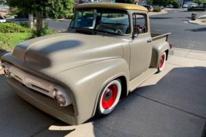 1956 Ford F100 Photo