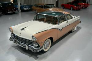 1955 Ford Crown Victoria Photo