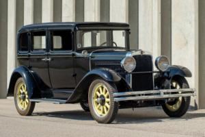 1929 Other Makes 420 Standard Standard Six Landau Sedan Photo
