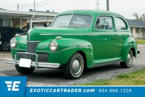 1941 Ford Deluxe 2D Photo