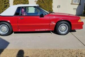 1988 Ford Mustang GT Convertible Photo