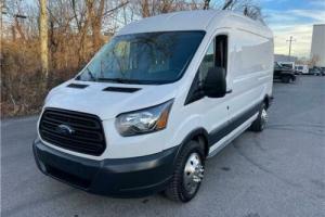 2017 Ford Transit Van Cargo Photo