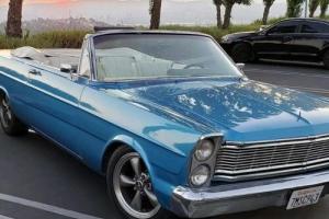 1965 Ford Galaxie 500 Sunliner Photo