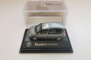 Grey Skoda Roomster 1/72 Abrex Cararama boxed/packaged Photo