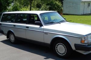 immaculate 1989 Volvo 240 Wagon, 149,000 miles Photo