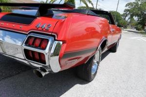 442 TRIBUTE, POWER  CONVERTIBLE TOP,  NUMBERS MATCHING ENGINE, VERY CLEAN !!! Photo
