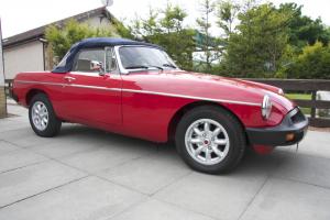  MGB ROADSTER 1976 -THE ULTIMATE MGB - STUNNING SHOW CONDITION  Photo