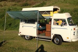  vw camper 1975 californian import never welded totaly rot free, 