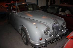  1961 mk2 JAGUAR 2.4/240 1 previous owner 38,000 miles jaguar drivers club 