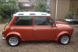  Classic Mini Cooper with sports pack  Photo