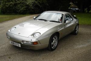  1992 PORSCHE 928 GTS 5.4 V8 340 BHP PRIVATE PLATE GTS ONLY 33 GTS LEFT IN UK  Photo