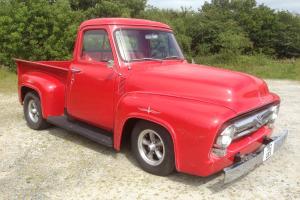  1953 FORD F100 CLASSIC HOT ROD PICK UP RED.  Photo