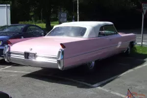  1964 CADILLAC pink 