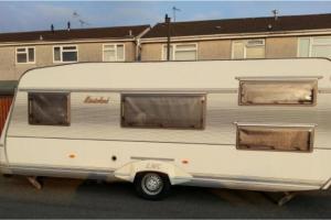  6 berth Caravan, Fully loaded with toilet, shower, central heating etc etc L Photo