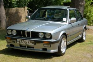  Stunning 1987 BMW E30 325i Sport M Technic 1 Very Low Mileage With No Mods  Photo