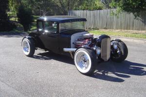  1930 Ford Coupe HOT ROD 