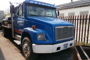  AMERICAN STYLE 14t RECOVERY BEAVER TAIL,POSSIBLE SHOW TRUCK. UNFINISHED PROJECT  Photo