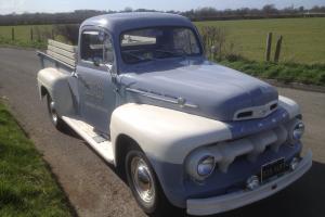  FORD F2 PICK UP TRUCK 1952  Photo