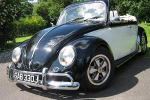  GORGEOUS VW BEETLE CONVERTIBLE - 12 MONTHS MOT AND TAXED EXEMPT 