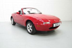  A Stunning and Original UK Mazda MX-5 Two Owners, Full History and 61,272 Miles  Photo