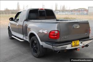  2002 FORD F150 PICK-UP TWO-TONE METALLIC GREY/SILVER  Photo