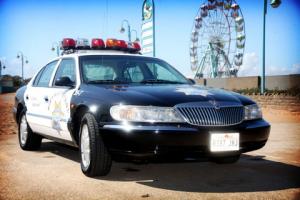  Ford Lincoln Continental American Police Cop Car 