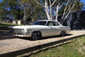  Chev Impala 1966 Lowered 20