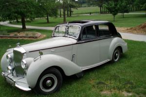 1953 Bentley R Type Saloon - Known History - Ready For The Road!
