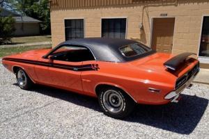 1971 DODGE CHALLRNGER R/T CLONE  VERY NICE CAR 5 SPEED LESS THAN 100 MILES Photo